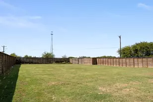 1002 Baker Ln, Mabank, TX 75147 - Photo 29