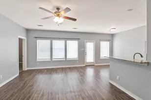 1002 Baker Ln, Mabank, TX 75147 - Photo 9