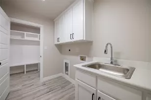 1404 Red Rock Rd, Hewitt, TX 76643 - Photo 21