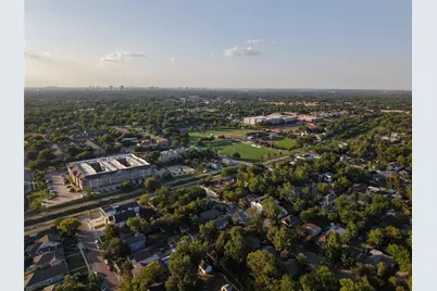 611 Parkview Avenue, Dallas, TX 75223 - Photo 9