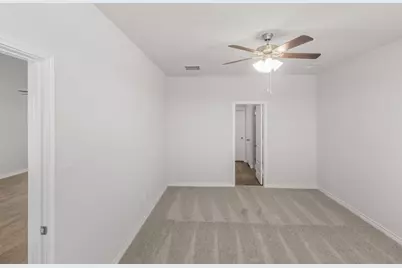 1001 Wind Drift Way, Fort Worth, TX 76131 - Photo 9