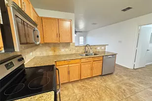 14001 Cedar Post Dr, Fort Worth, TX 76052 - Photo 17