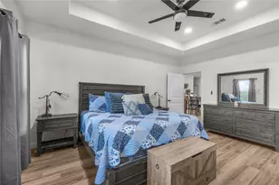 2811 San Gabriel Dr, Granbury, TX 76048 - Photo 15