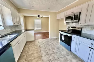 526 College St, Sulphur Springs, TX 75482 - Photo 7