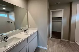 8453 Hollymead Ln, Fort Worth, TX 76131 - Photo 7