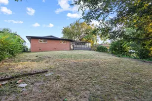 1609 W Woodard St, Denison, TX 75020 - Photo 37
