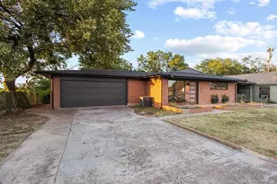 1609 W Woodard St, Denison, TX 75020 - Photo 3