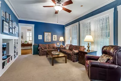 1351 Mistletoe Drive, Fort Worth, TX 76110 - Photo 11