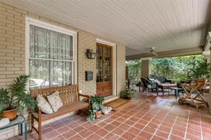 1351 Mistletoe Dr, Fort Worth, TX 76110 - Photo 5