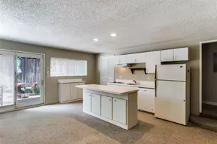 1351 Mistletoe Dr, Fort Worth, TX 76110 - Photo 31