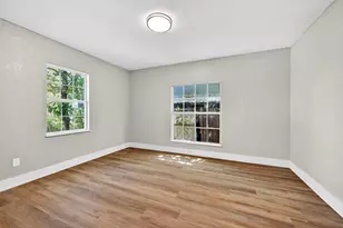 205 W Bond St, Denison, TX 75020 - Photo 11