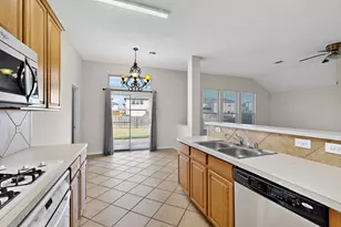 2039 Pecan Creek Dr, Mesquite, TX 75181 - Photo 15