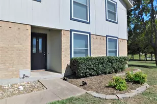 219 Wildfire Dr, Lewisville, TX 75067 - Photo 5