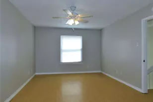 219 Wildfire Dr, Lewisville, TX 75067 - Photo 23