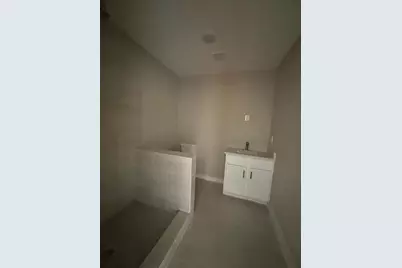 2321 Reginald Road, Fort Worth, TX 76112 - Photo 5