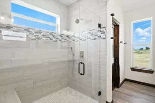 835 Clb Lk Rd, Whitesboro, TX 76273 - Photo 19