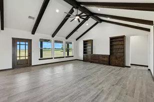 835 Clb Lk Rd, Whitesboro, TX 76273 - Photo 7