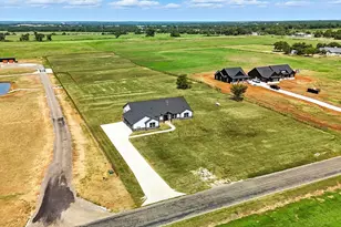 835 Clb Lk Rd, Whitesboro, TX 76273 - Photo 37