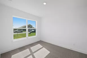 1118 S College Ave, Troy, TX 76579 - Photo 13