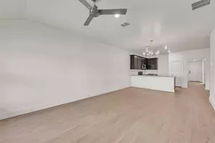 1214 S College Ave, Troy, TX 76579 - Photo 5