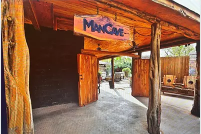 1201 S Leggett Drive, Abilene, TX 79605 - Photo 7