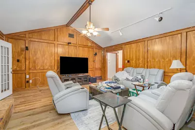 417 Edgemere Court, Garland, TX 75043 - Photo 3