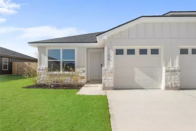 1106 S College Avenue, Troy, TX 76579 - Photo 1