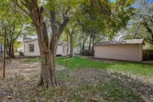 7729 Hillard Dr, Dallas, TX 75217 - Photo 9
