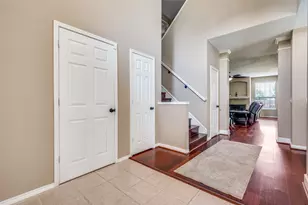 337 Sweet Leaf Ln, Lake Dallas, TX 75065 - Photo 3