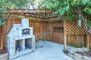 1318 Brook Valley Ln, Dallas, TX 75232 - Photo 35