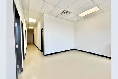 1414 S Main Street #1404 B, Weatherford, TX 76086 - Photo 3