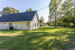 23240 J E B Cir, Frankston, TX 75763 - Photo 5