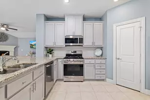 1405 Summit View Ln, Little Elm, TX 76227 - Photo 17