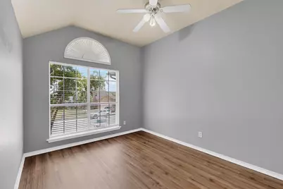 1705 Clover Hill Road, Mansfield, TX 76063 - Photo 27