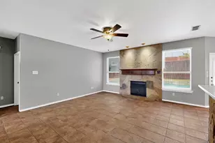 1705 Clover Hill Rd, Mansfield, TX 76063 - Photo 9