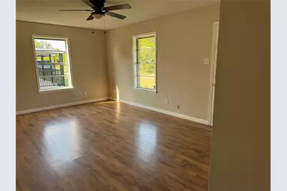 927 S Avenue H, Clifton, TX 76634 - Photo 17