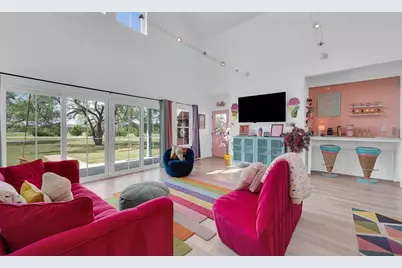 109 Springfield Lane, Waco, TX 76705 - Photo 7