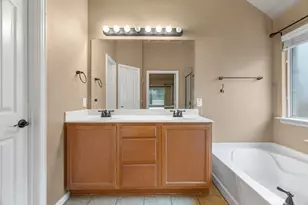 632 Shotwell St, Crowley, TX 76036 - Photo 27