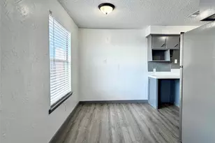 2526 Louise St, Denton, TX 76201 - Photo 5