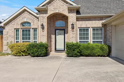 8205 Painted Tree Trail, Fort Worth, TX 76131 - Photo 3