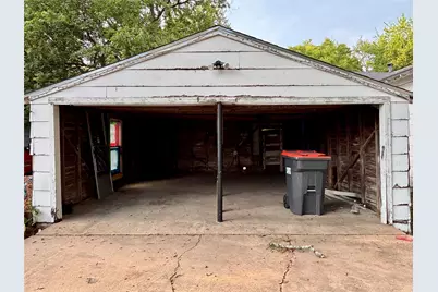 3024 Bonham Street, Paris, TX 75460 - Photo 13