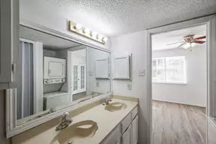 9835 Walnut St, Dallas, TX 75243 - Photo 17