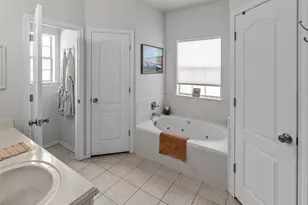 525 McKittrick Ct, Godley, TX 76044 - Photo 11