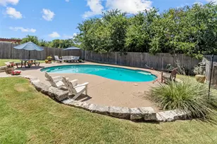 525 McKittrick Ct, Godley, TX 76044 - Photo 23