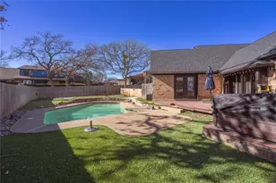 812 April Sound Ct, Fort Worth, TX 76120 - Photo 25