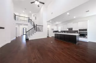 2100 Valencia Dr, Little Elm, TX 75068 - Photo 7