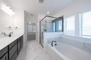 2100 Valencia Dr, Little Elm, TX 75068 - Photo 13