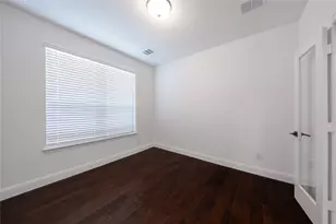 2100 Valencia Dr, Little Elm, TX 75068 - Photo 15