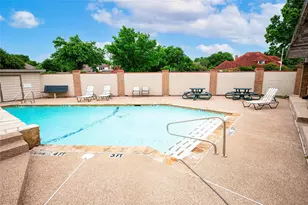 324 W Harwood Rd, Hurst, TX 76054 - Photo 3