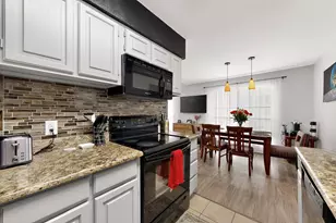 324 W Harwood Rd, Hurst, TX 76054 - Photo 15